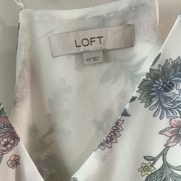 LOFT Racerback Floral Top - Picture 3 of 6
